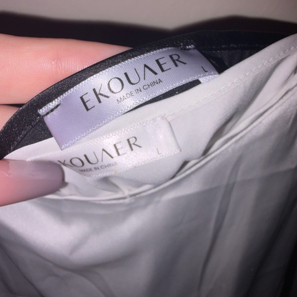 2 for 1 Ekouaer White Satin Lined Garment